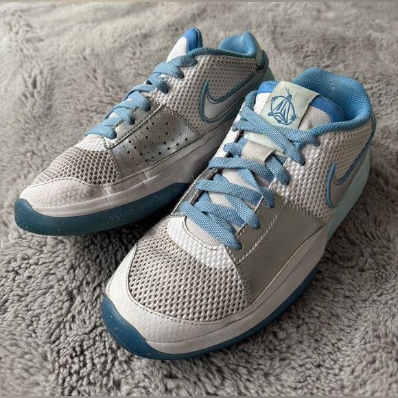 Nike Kid Boy Size 6.5Y Ja 1 GS Blue and Gray Sneakers Running Shoes Activewear - Picture 2 of 9